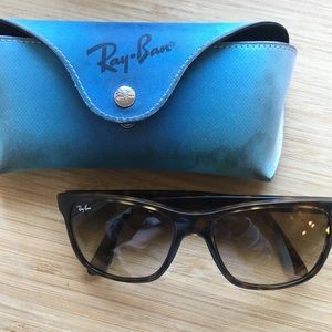 Tortoise shell Ray-Ban 4181 sunglasses!